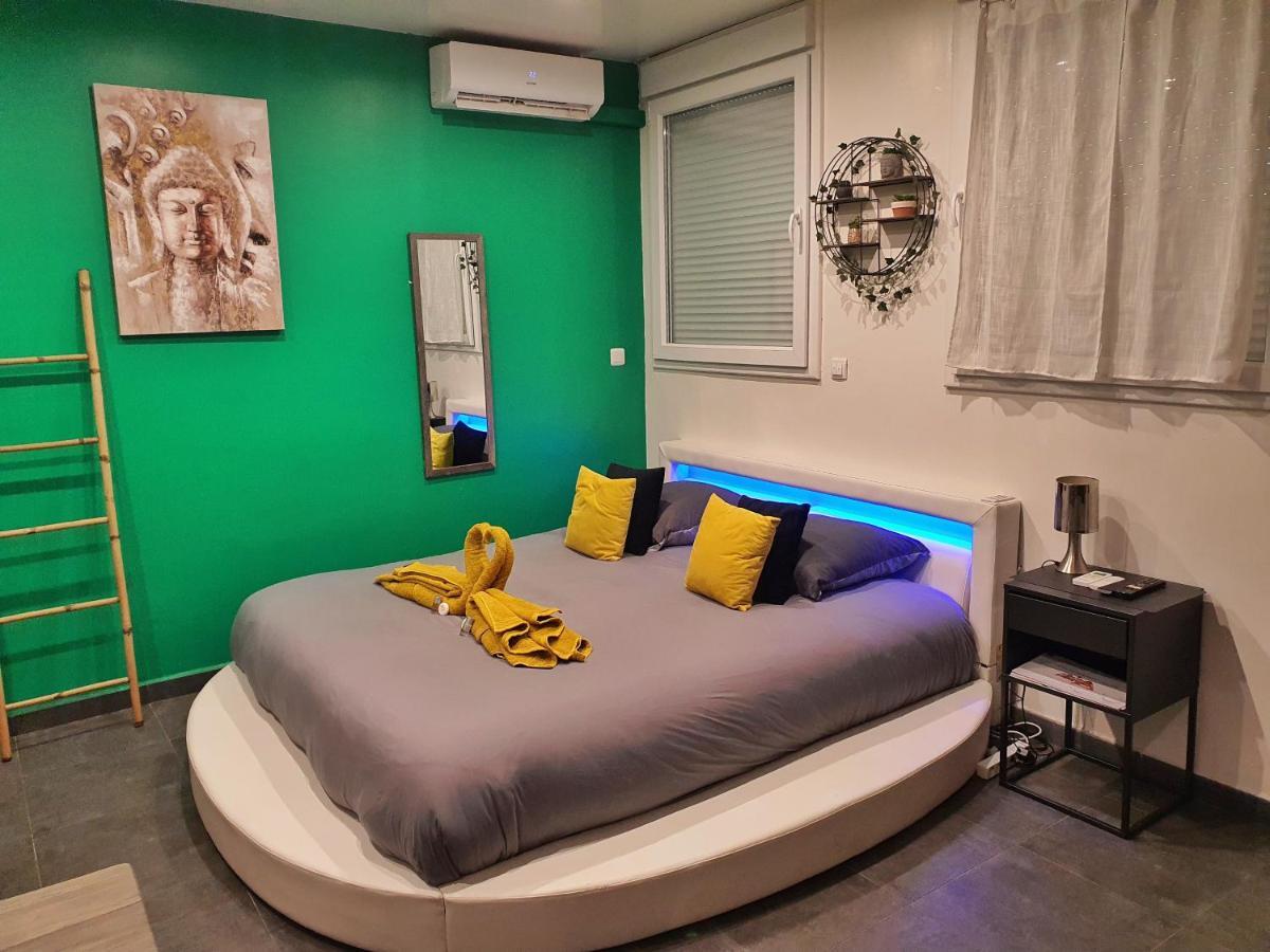 Suite Jacuzzi Privatif Plage Des Catalans Marseille Exteriér fotografie